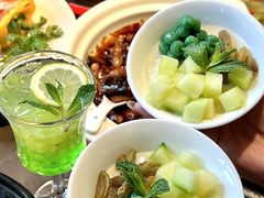 -吕氏焗小鲜•海鲜青岛菜(总店)