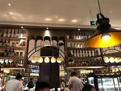 大堂-钱小奴海鲜自助黑金店(杭州滨江龙湖店)
