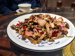 -土砂锅生态山庄·非遗砂锅雅鱼