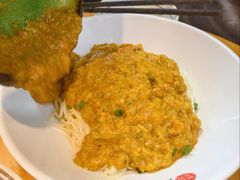 秃黄油蟹黄面-鑫震源·苏式大虾生煎(山塘街店)