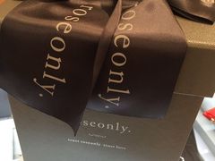 -ROSEONLY诺誓(国际广场购物中心店)