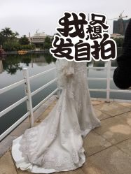 -现代经典婚纱摄影