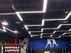 -成杰格斗·拳击·柔术·防身术(建设路店)