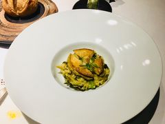 香煎鲍鱼浓鸡汤炖香米蚕豆-三嚥阁 La Villa Restaurant
