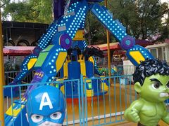 -顺德大良半月城游乐场