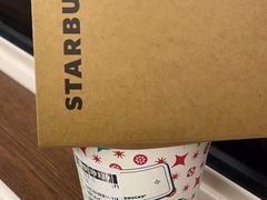 -星巴克(广州南站A18检票口楼上)