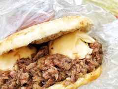 烧饼夹牛肉-老西关黄老太牛肉烧饼