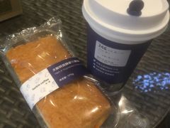 摩卡-瑞幸咖啡(平安滨江金融中心店)