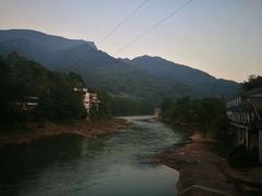 -雅安楠水阁温泉酒店