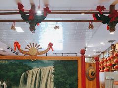 -亮欢寨酸汤鱼(沙冲路店)