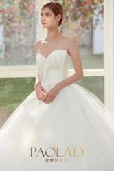 -南京宝娜嫁衣婚纱礼服馆(中央路店)