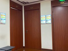 -上海市中医医院(石门路院区)