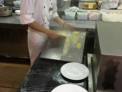 -三英温泉度假酒店-自助餐厅
