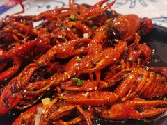 招牌油焖大虾-松哥油焖大虾.小龙虾.黑鸭煲(海岸城店)