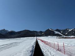 -丝绸之路山地度假区滑雪场