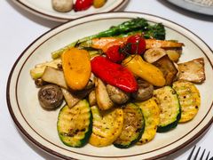 -马克西姆俄罗斯餐厅(通亚街店)