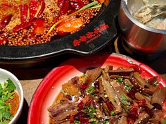 -牛市坎火锅(建设路店)