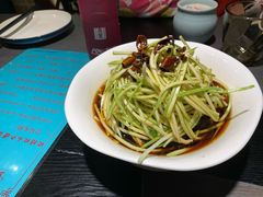-壹号院音乐餐厅•烤全羊•新疆菜(浐灞店)