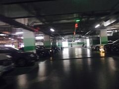 -阳光天地停车场(唐镇店)