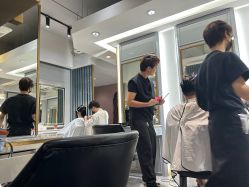 -苏豪路易士·嘉玛发廊