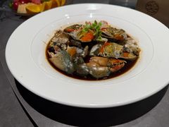 红鲟十八斩-佬太公海鸭·海鲜大排档(上海总店)