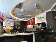 -必胜客(WOW中心城店)