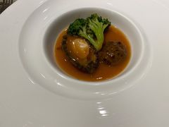 甄品鲍鱼会花菇-香樟花园法式铁板烧(恒隆广场店)