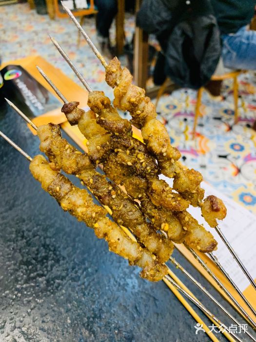 卞二小串·鹤岗烧烤·坑烤(永定路店)羊肉串图片