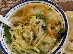 -长人馄饨铺(解放街店)