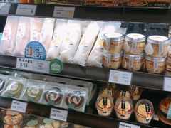 面包甜点陈列柜-仟吉·ART FARM主题店(菱角湖万达店)