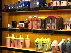-星巴克臻选(莘庄仲盛店)