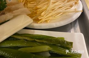 Enoki Mushroom Stir-fry