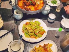 -壹号院音乐餐厅•烤全羊•新疆菜(浐灞店)