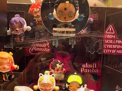 -泡泡玛特POPMART(蓝色港湾店)