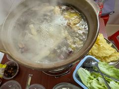 -威邵鸡煲(西华路总店)
