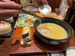 -银米·云南传统过桥米线(双廊黑金冠店)