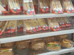 -711便利店(第二儿童医院店)