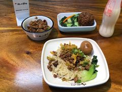 -乾厨府(乌山西路金樽店)