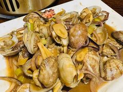 -三个大叔烤羊肉串·歌手驻唱·碳烤鲜肉(西三旗店)