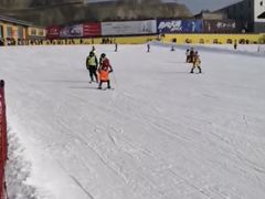 -采薇庄园四季滑雪场