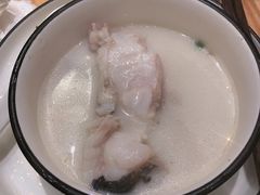 石锅鱼-滇香肴·云南菜蒸汽石锅鱼(云南北路店)
