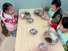 -上海贝贝佳幼儿园