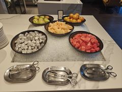 -深圳国际会展中心希尔顿酒店(前海华发冰雪世界店)