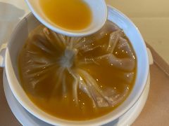 蟹肉龙虾汤包-利苑酒家(金宝店)
