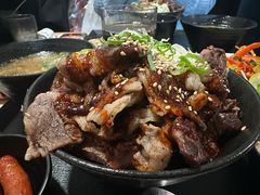 -難波肉劇場