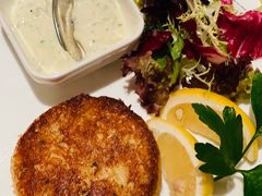 招牌蟹肉饼-Wolfgang’s Steakhouse 沃夫冈牛排馆(上海白玉兰广场店)