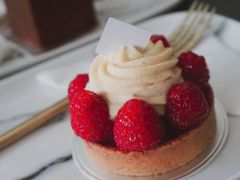 -UNI UNI(环亚凯瑟琳店)