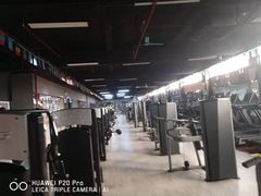 -星动力健身俱乐部(新塘店)