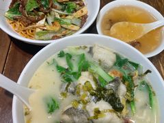 -寻裕记·现炒浇头面(人民广场店)