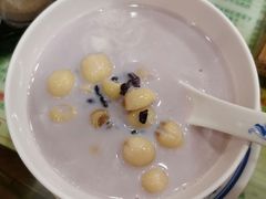 鲜奶绿豆沙-顺记冰室(宝华路店)